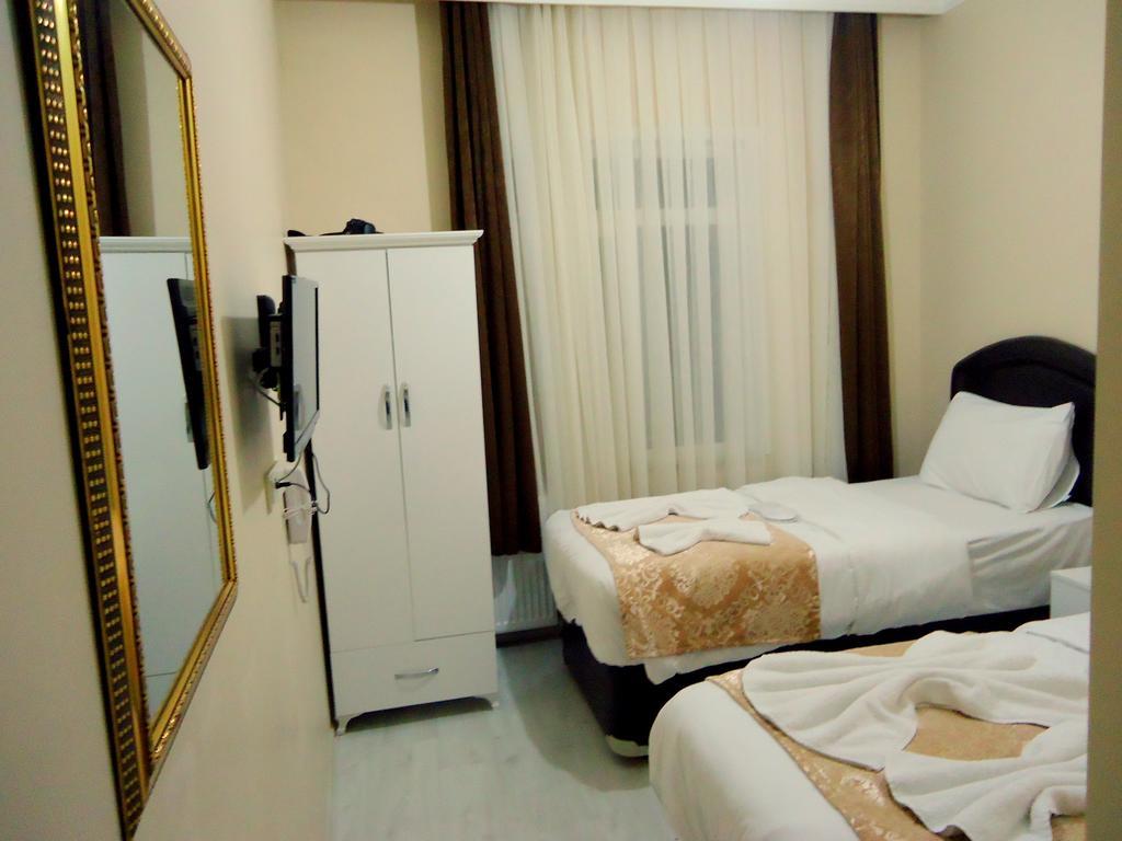 Tolga Hotel Istanbul Exterior foto
