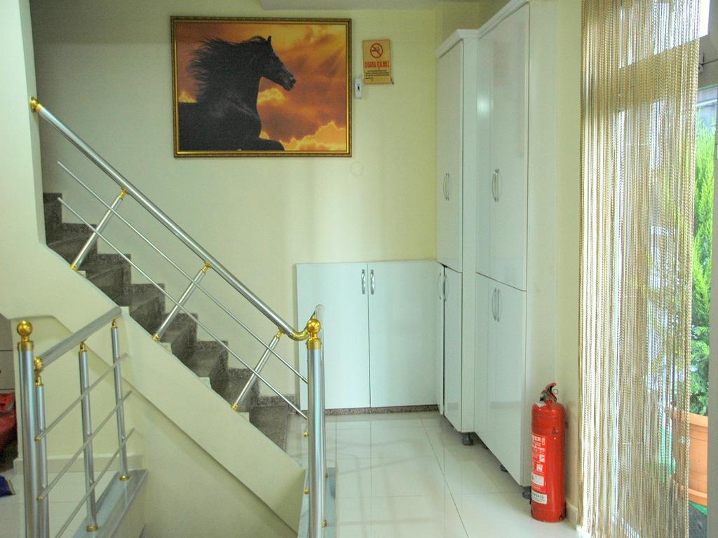 Tolga Hotel Istanbul Exterior foto