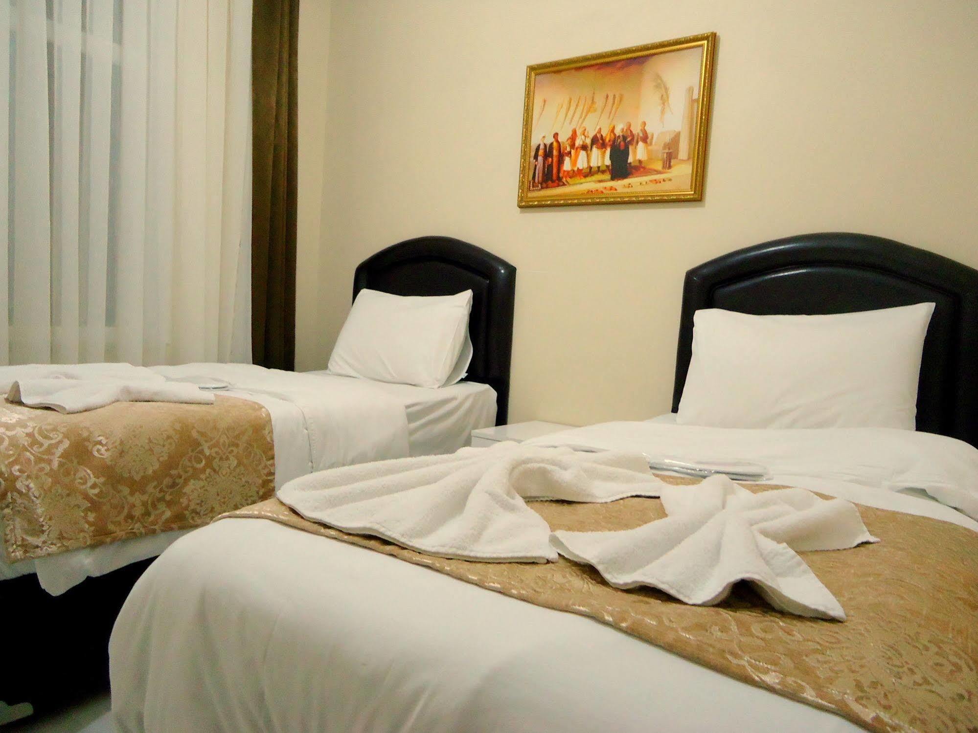 Tolga Hotel Istanbul Exterior foto